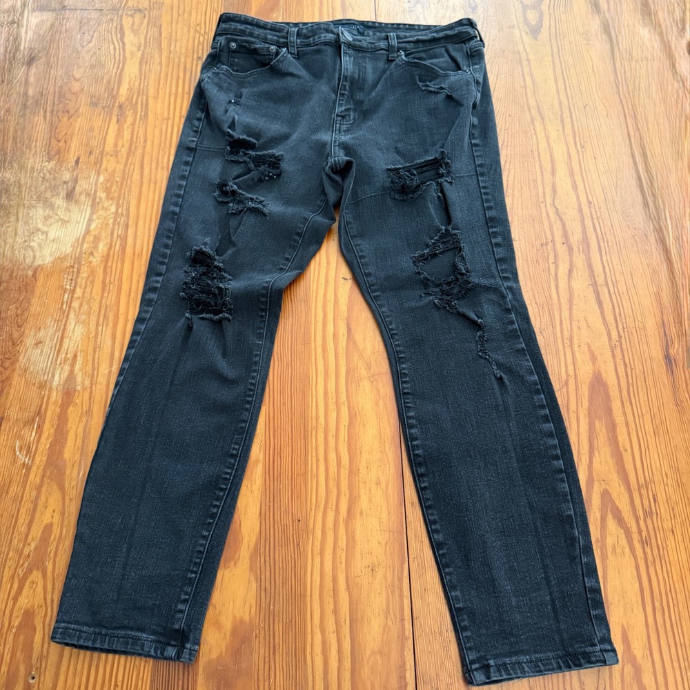 Aeropostale Jeans Black High Rise Jeans Distressed Ripped Size 16‎ Reg